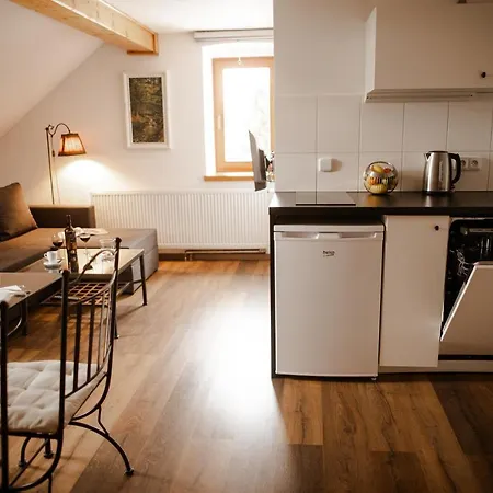 Pod Kostelem Appartamento Bedřichov