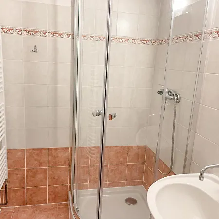 Pod Kostelem Apartment