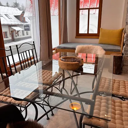 Pod Kostelem Apartmán *
